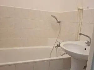 Pronájem bytu 2+1, Kroměříž, Velehradská, 54 m2