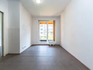 Pronájem bytu 2+kk, Praha - Uhříněves, Jindřicha Bubeníčka, 37 m2