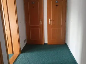 Pronájem kanceláře, Praha - Nové Město, náměstí I. P. Pavlova, 87 m2