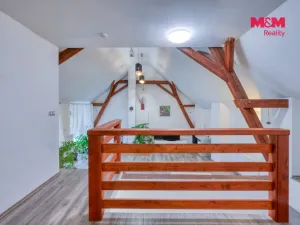 Prodej rodinného domu, Knovíz, 143 m2