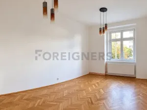Pronájem bytu 2+kk, Praha - Libeň, náměstí Dr. Václava Holého, 62 m2