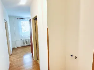 Prodej bytu 3+1, Karlovy Vary, Šmeralova, 87 m2
