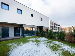 Pronájem bytu 2+kk, Praha, Na Komořsku, 55 m2