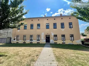 Prodej činžovního domu, Ostrovačice, náměstí Viléma Mrštíka, 1000 m2