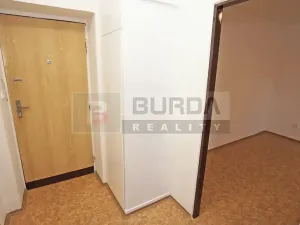 Pronájem bytu 1+1, Neratovice, 30 m2
