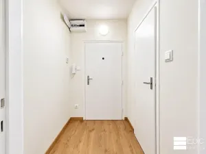 Pronájem bytu 1+kk, Neratovice, Masarykova, 23 m2