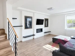 Pronájem rodinného domu, Větrušice, Skalní, 164 m2