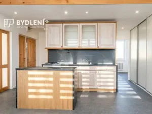 Pronájem bytu 4+kk, Meziboří, J. A. Komenského, 66 m2