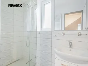 Prodej rodinného domu, Svinařov, Za Křenovkou, 160 m2