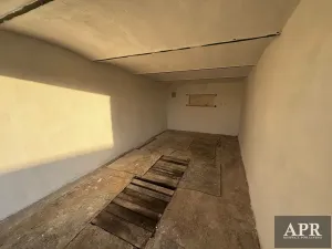 Prodej garáže, Uherský Brod, 18 m2