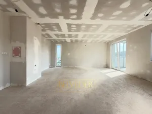 Prodej bytu 2+kk, Teplice, Albrechtova, 67 m2