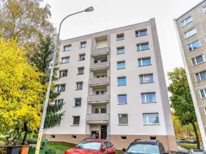 Prodej bytu 2+1, Karlovy Vary, Konečná, 63 m2