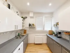 Prodej vícegeneračního domu, Praha - Podolí, 356 m2