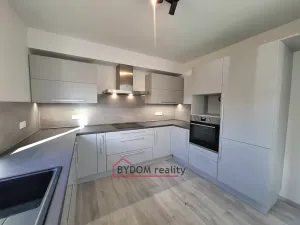 Prodej rodinného domu, Kladruby, Návětrná, 120 m2