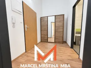 Pronájem bytu 2+kk, Náchod, Borská, 51 m2