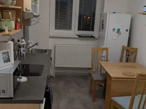 Pronájem ubytování, Zvoleněves, 150 m2