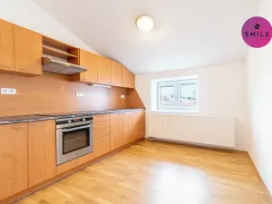 Pronájem ordinace, Ostrava, Ocelářská, 300 m2