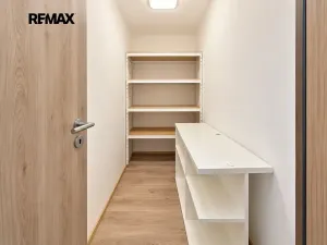 Pronájem rodinného domu, Praha, Sukovská, 120 m2