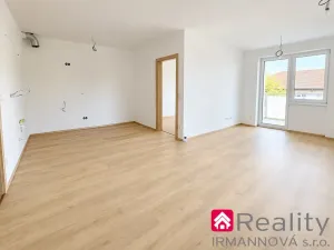 Prodej bytu 2+kk, Pohořelice, Znojemská, 61 m2