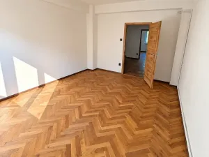 Pronájem bytu 3+1, Praha - Vršovice, Amurská, 72 m2