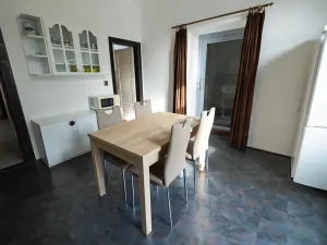 Prodej vícegeneračního domu, Vejprty, 900 m2