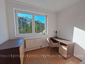 Pronájem bytu 2+kk, Pardubice, Jozefa Gabčíka, 58 m2