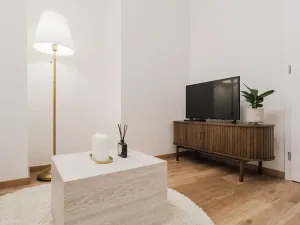 Pronájem bytu 1+1, Praha - Vršovice, Košická, 34 m2
