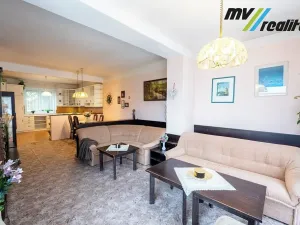 Prodej rodinného domu, Čelákovice, Na Požárech, 202 m2