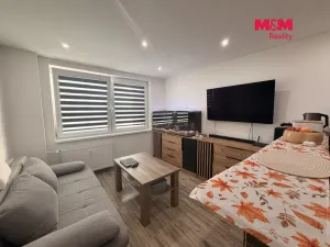 Prodej bytu 2+kk, Veselí nad Lužnicí - Veselí nad Lužnicí I, Blatské sídliště, 40 m2