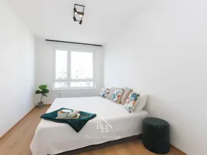 Pronájem bytu 2+kk, Kladno, Ke stadionu, 58 m2