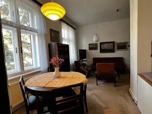 Prodej bytu 2+1, Karlovy Vary, Poděbradská, 56 m2