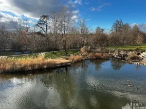 Pronájem bytu 1+kk, Dolní Břežany, Náměstí Na Sádkách, 40 m2