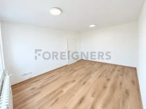 Pronájem bytu 1+1, Napajedla, Nábřeží, 33 m2