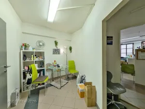 Pronájem obchodního prostoru, Beroun, V Pražské bráně, 42 m2