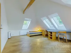 Prodej rodinného domu, Třebotov, V Zálesí, 300 m2
