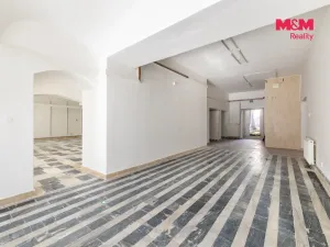 Prodej obchodního prostoru, Bruntál, nám. Míru, 550 m2