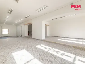 Prodej obchodního prostoru, Bruntál, nám. Míru, 550 m2