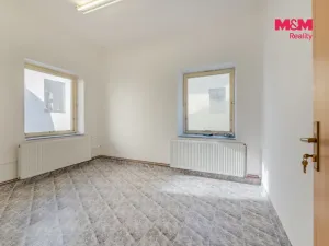 Prodej obchodního prostoru, Bruntál, nám. Míru, 550 m2