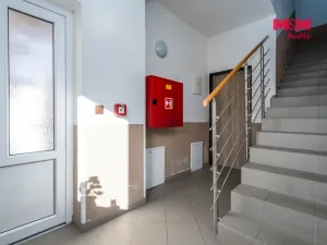 Prodej činžovního domu, Nehvizdy, Pražská, 300 m2