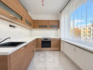 Pronájem bytu 3+1, Žďár nad Sázavou, Haškova, 77 m2