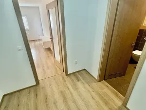 Pronájem bytu 2+kk, Praha - Modřany, K Vystrkovu, 57 m2