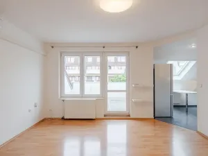 Prodej bytu 2+1, Praha - Kunratice, U zeleného ptáka, 67 m2