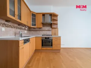 Prodej bytu 2+kk, Praha - Holešovice, Jateční, 61 m2