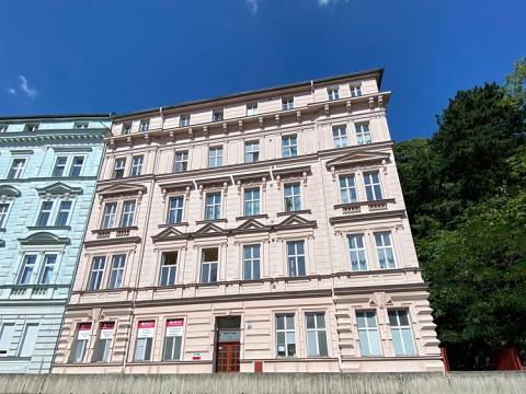Prodej atypického bytu, Karlovy Vary, I. P. Pavlova, 50 m2
