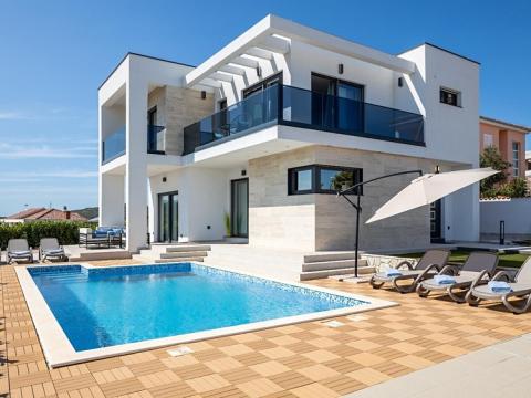 Prodej vily, Vodice (Grad Vodice), Chorvatsko, 186 m2