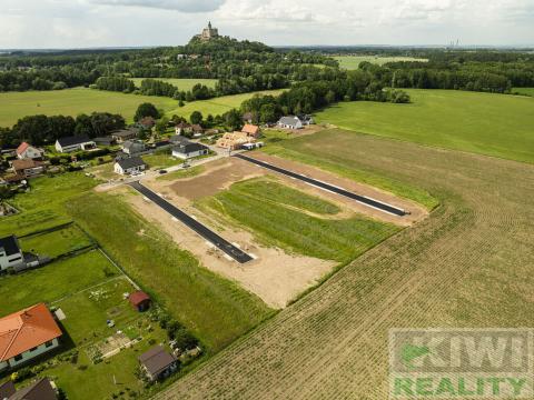 Prodej pozemku, Kunětice, 809 m2