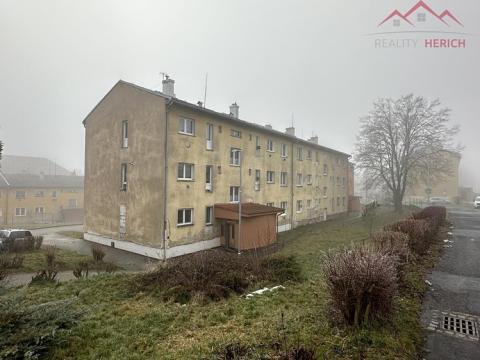 Prodej bytu 3+1, Habartov, Čs. armády, 76 m2