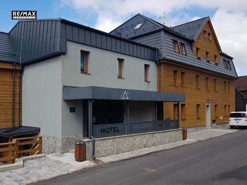 Pronájem restaurace, Loučná pod Klínovcem, 1267 m2