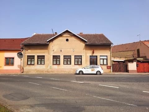 Prodej rodinného domu, Třebenice, 210 m2