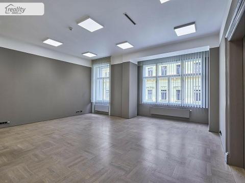 Pronájem kanceláře, Praha - Nové Město, Spálená, 125 m2